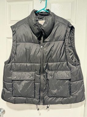 Wimen’s Industry Quilted Puffer Vest - Black